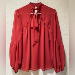 Chiffon tie neck blouse